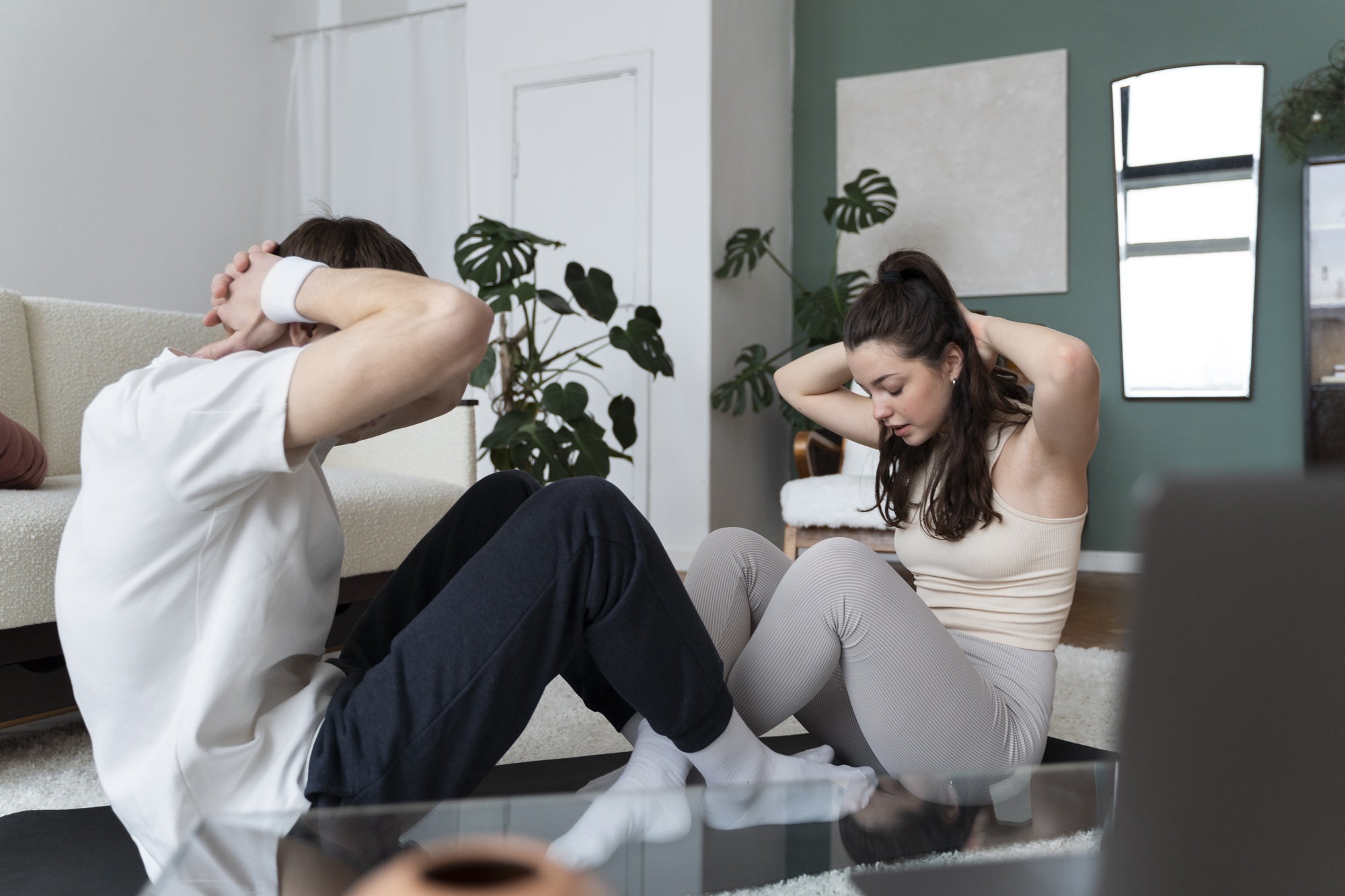 Wypalenie zawodowe i trauma: dwie różne ścieżki prowadzące do wyczerpania emocjonalnego.